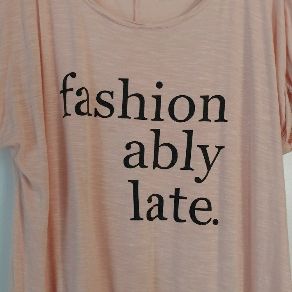 Womens tee
